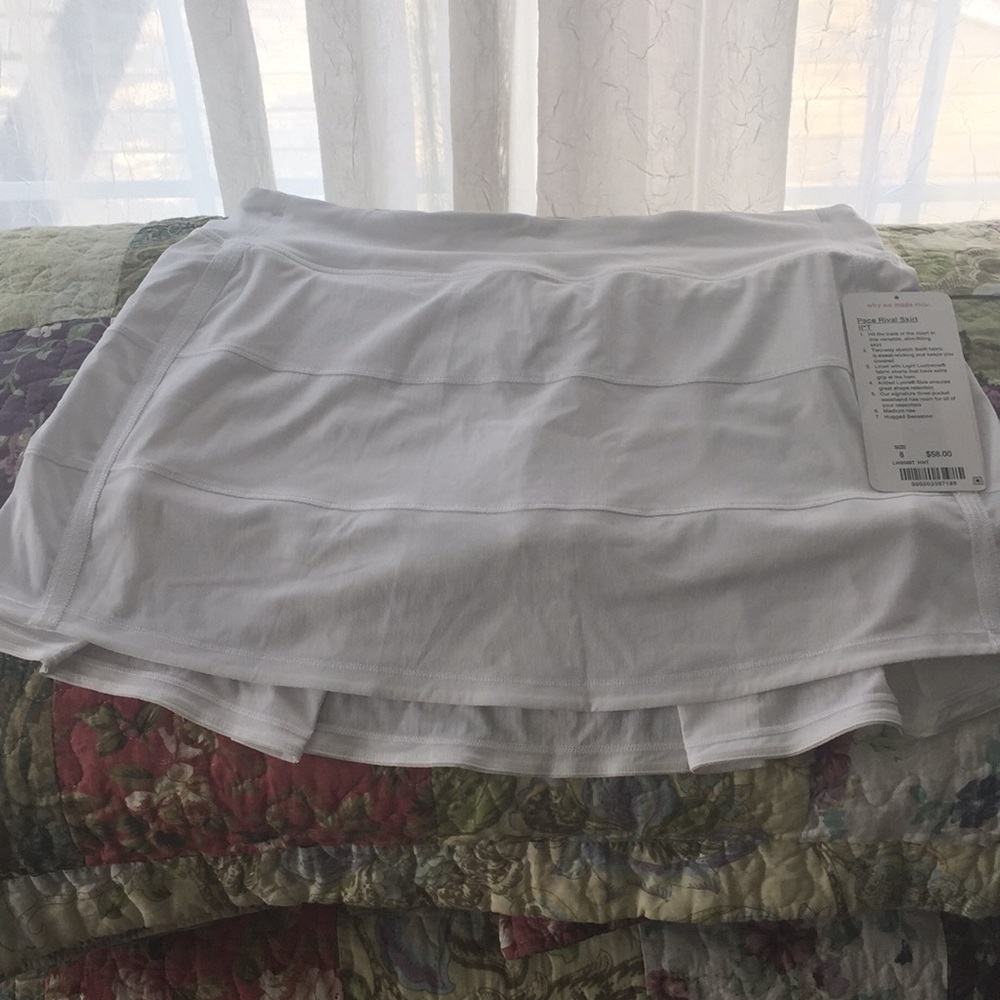 Lululemon pace rival skirt